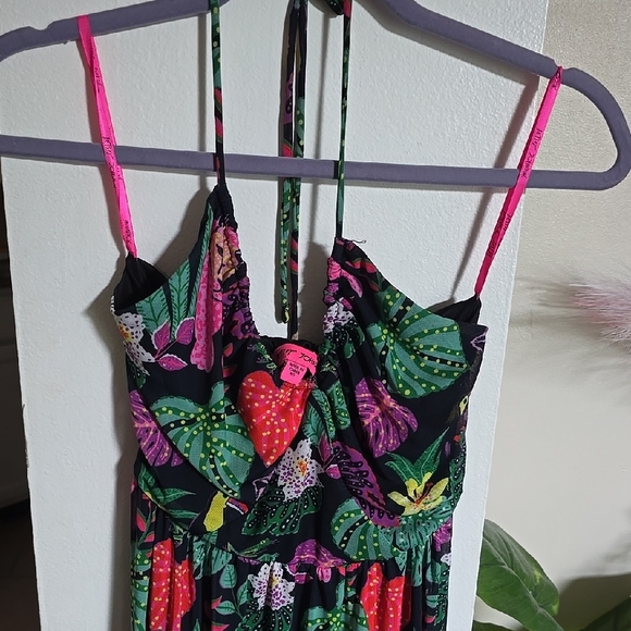 Floral Maxi Dress - Picture 3 of 5